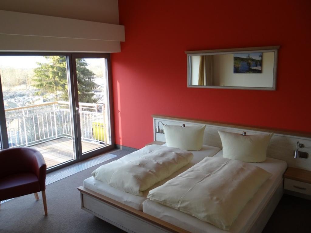 Hotel und Restaurant Am Peenetal Liepen  Zimmer foto