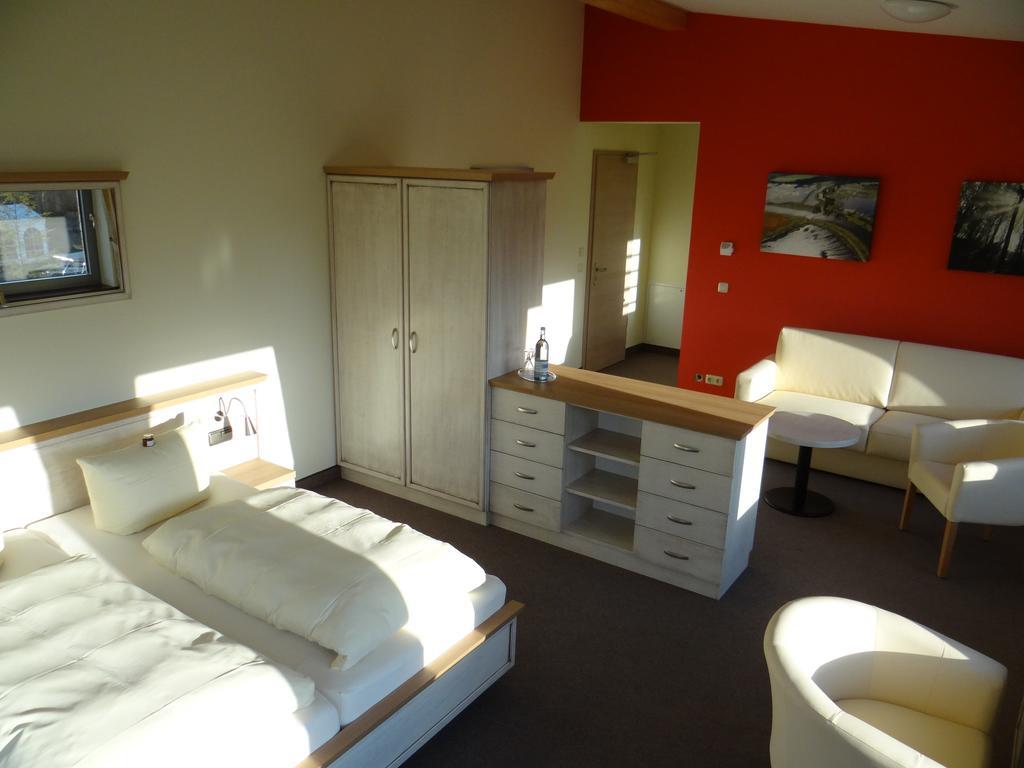 Hotel und Restaurant Am Peenetal Liepen  Zimmer foto